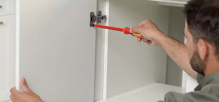 Screen Door Hinge Repair San Diego